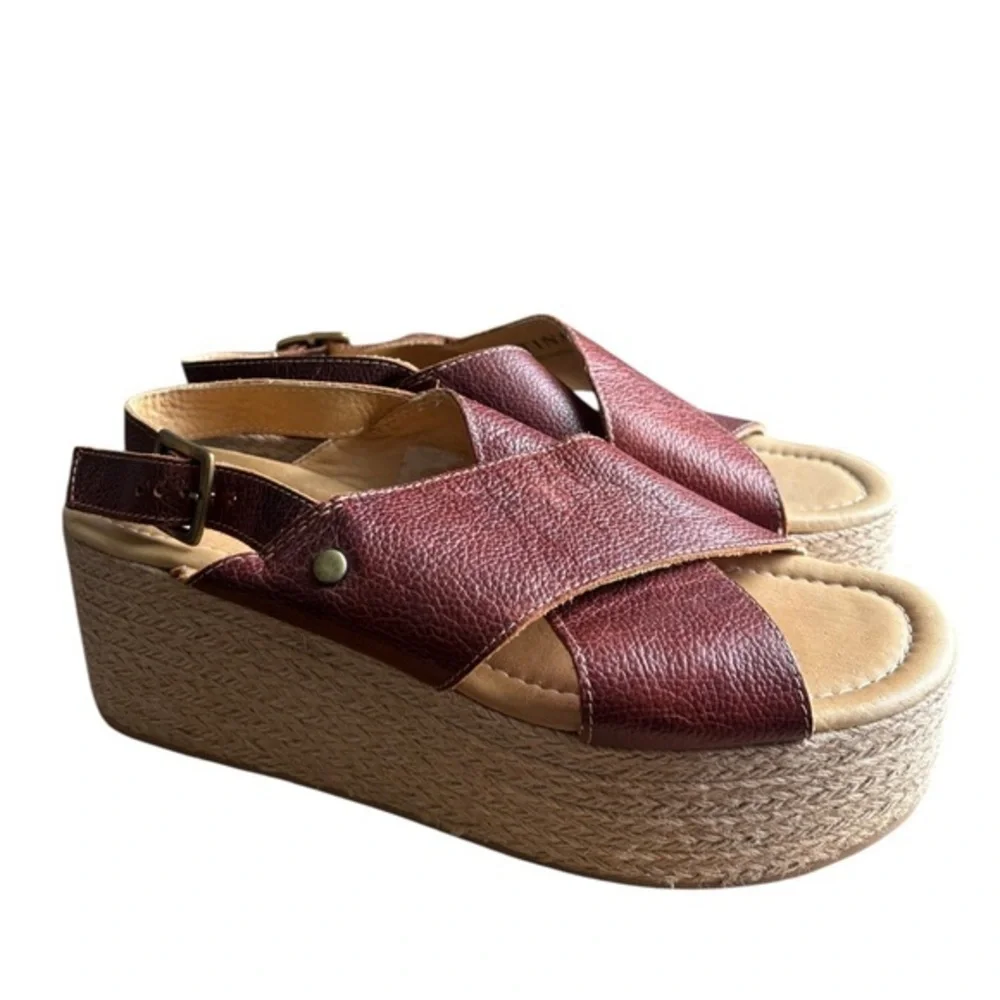 Portland Leather Goods Patina Florence wedge size 9.
